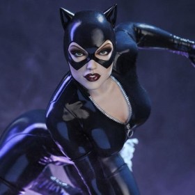 Catwoman DC Comics 1/6 Maquette by Tweeterhead