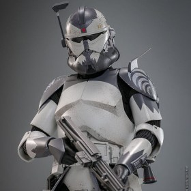 Clone Commander Wolffe Star Wars The Clone Wars 1/6 Action Figure by Hot Toys