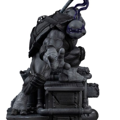 Donatello Black and White Variant Teenage Mutant Ninja Turtles Art 1/10 Scale Statue by Iron Studios