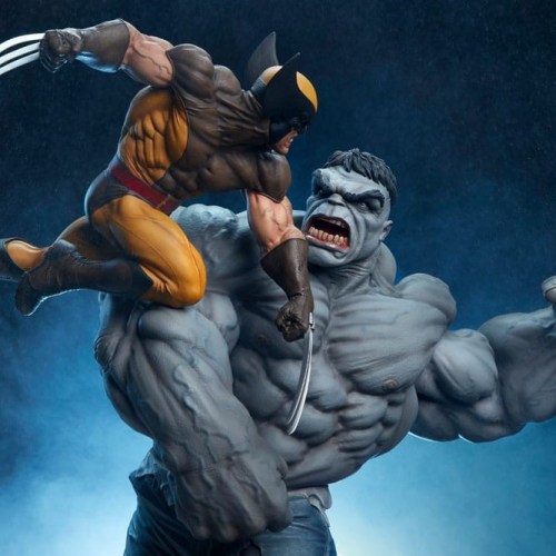 Grey Hulk vs Wolverine Marvel Statue by Sideshow Collectibles