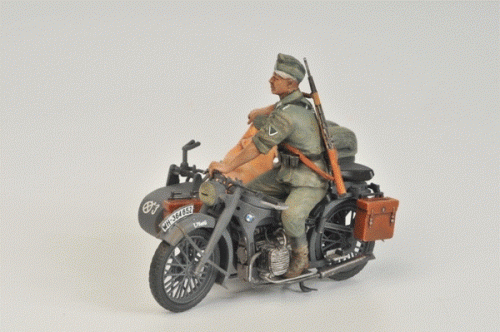 German motorcycle with sidecar and crew R12 by Zvezda