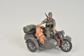 German motorcycle with sidecar and crew R12 by Zvezda