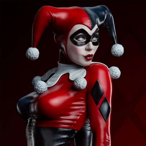 Harley Quinn Suicide Squad Premium Format Figure by Sideshow Collectibles