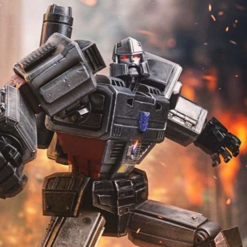 Megatron Transformers Demi Art 1/20 Scale Statue by Iron Studios