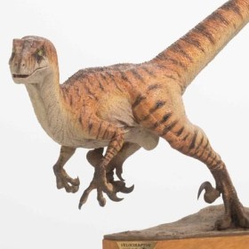 Male Velociraptor Jurassic Park The Lost World 1/4 Statue by ECC