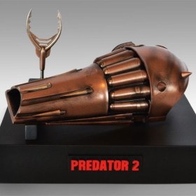Netgun and Speargun Projectile Predator 2 Model Life-Size Replica by HCG