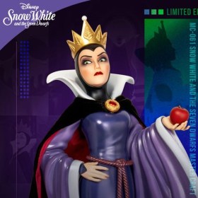 Queen Grimhilde Snow White Mastercarft Statue by Beast Kingdom Toys