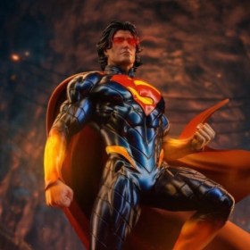 Superman Absolute DC Comics Art 1/10 Scale Statue by Iron Studios