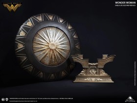 Wonder Woman Shield (Metal Edition) by Queen Studios