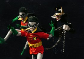 The Batman Who Laughs and his Rabid Robins DX DC Comics Dynamic 8ction Heroes 1/9 Action Figure by Beast Kingdom Toys