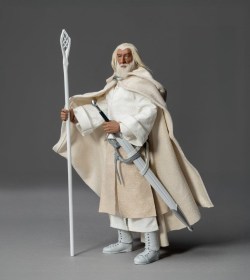Gandalf the White The Lord of The Rings Action Figure by Beast Kingdom Toys