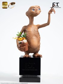 E.T. The Extra-Terrestrial 1/3 Statue by ECC