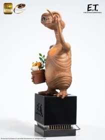 E.T. The Extra-Terrestrial 1/3 Statue by ECC