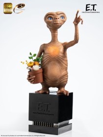 E.T. The Extra-Terrestrial 1/3 Statue by ECC