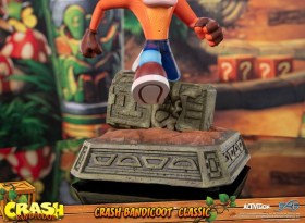Crash Bandicoot Classic Statue by First 4 Figures