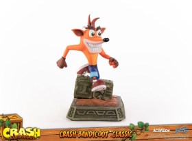 Crash Bandicoot Classic Statue by First 4 Figures
