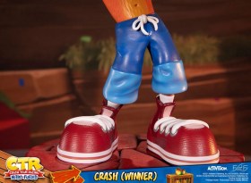 Crash (Winner) Crash Team Racing Nitro-Fueled Statue by First 4 Figures