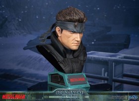 Solid Snake Metal Gear Solid 1/1 Life-Size Bust by First 4 Figures
