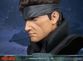Solid Snake Metal Gear Solid 1/1 Life-Size Bust by First 4 Figures