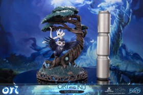 Ori and Ku Night Ver. Ori and the Will of the Wisps Statue by First 4 Figures