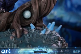 Ori and Ku Night Ver. Ori and the Will of the Wisps Statue by First 4 Figures