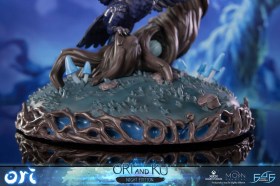 Ori and Ku Night Ver. Ori and the Will of the Wisps Statue by First 4 Figures