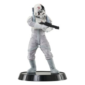 AT-AT Pilot Star Wars The Empire Strikes Back Milestones 1/6 Statue by Gentle Giant