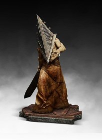 Pyramid Head Silent Hill 1/4 Statue by HCG