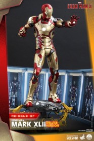 Iron Man Mark XLII Deluxe Ver. Iron Man 3 Action Figure 1/4 by Hot Toys