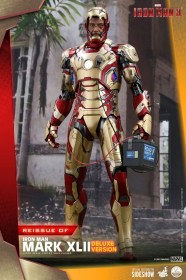 Iron Man Mark XLII Deluxe Ver. Iron Man 3 Action Figure 1/4 by Hot Toys