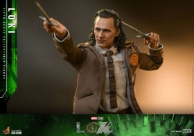 Loki 1/6 Action Figure Loki by Hot Toys