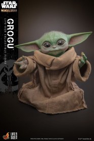 Grogu Star Wars The Mandalorian Life-Size Masterpiece Action figure by Hot Toys