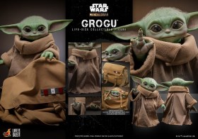 Grogu Star Wars The Mandalorian Life-Size Masterpiece Action figure by Hot Toys