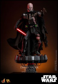 Darth Vader (Battle Damaged) Deluxe Version Star Wars 1/6 Action Figure by Hot Toys