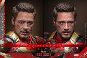 Iron Man Mark XLII (2.0) Deluxe Iron Man 3 Movie Masterpiece Diecast 1/6 Action Figure by Hot Toys