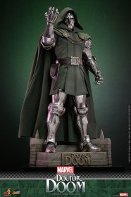 Doctor Doom Marvel Comic Masterpiece 1/6 Action Figure by Hot Toys