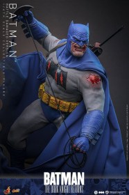 Batman (Battle Damaged Version) Batman The Dark Knight Returns 1/6 Action Figure by Hot Toys