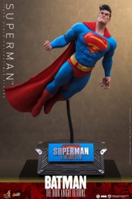 Superman Batman The Dark Knight Returns 1/6 Action Figure by Hot Toys