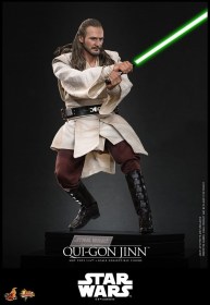 Qui-Gon Jinn (Collector Edition) Star Wars 1/6 Action Figure by Hot Toys