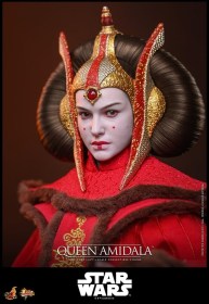 Queen Amidala Star Wars 1/6 Action Figure by Hot Toys