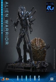 Alien Warrior (Deluxe Version) Alien 1/6 Action Figure by Hot Toys