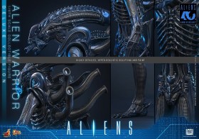 Alien Warrior (Deluxe Version) Alien 1/6 Action Figure by Hot Toys