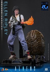 Ellen Ripley (Deluxe Version) Alien 1/6 Action Figure by Hot Toys