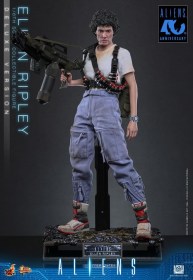 Ellen Ripley (Deluxe Version) Alien 1/6 Action Figure by Hot Toys