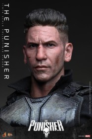 The Punisher Marvel 1/6 Action Figure by Hot Toys