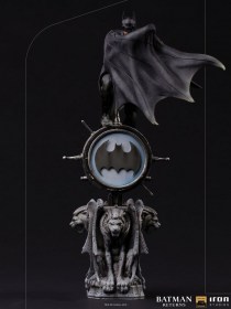 Batman Batman Returns Deluxe Art 1/10 Scale Statue by Iron Studios