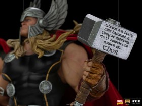 Thor Unleashed Marvel Comics Deluxe Art 1/10 Scale Statue by Iron Studios