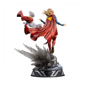 Supergirl & Krypto Supergirl (2026) Art 1/10 Scale Statue by Iron Studios