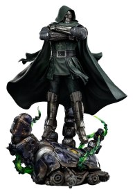 Doctor Doom Avengers Doomsday Legacy Replica 1/4 Statue by Iron Studios