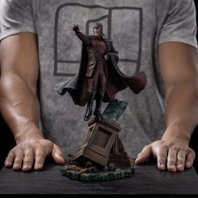 Magneto Avengers Doomsday Art 1/10 Scale Statue by Iron Studios